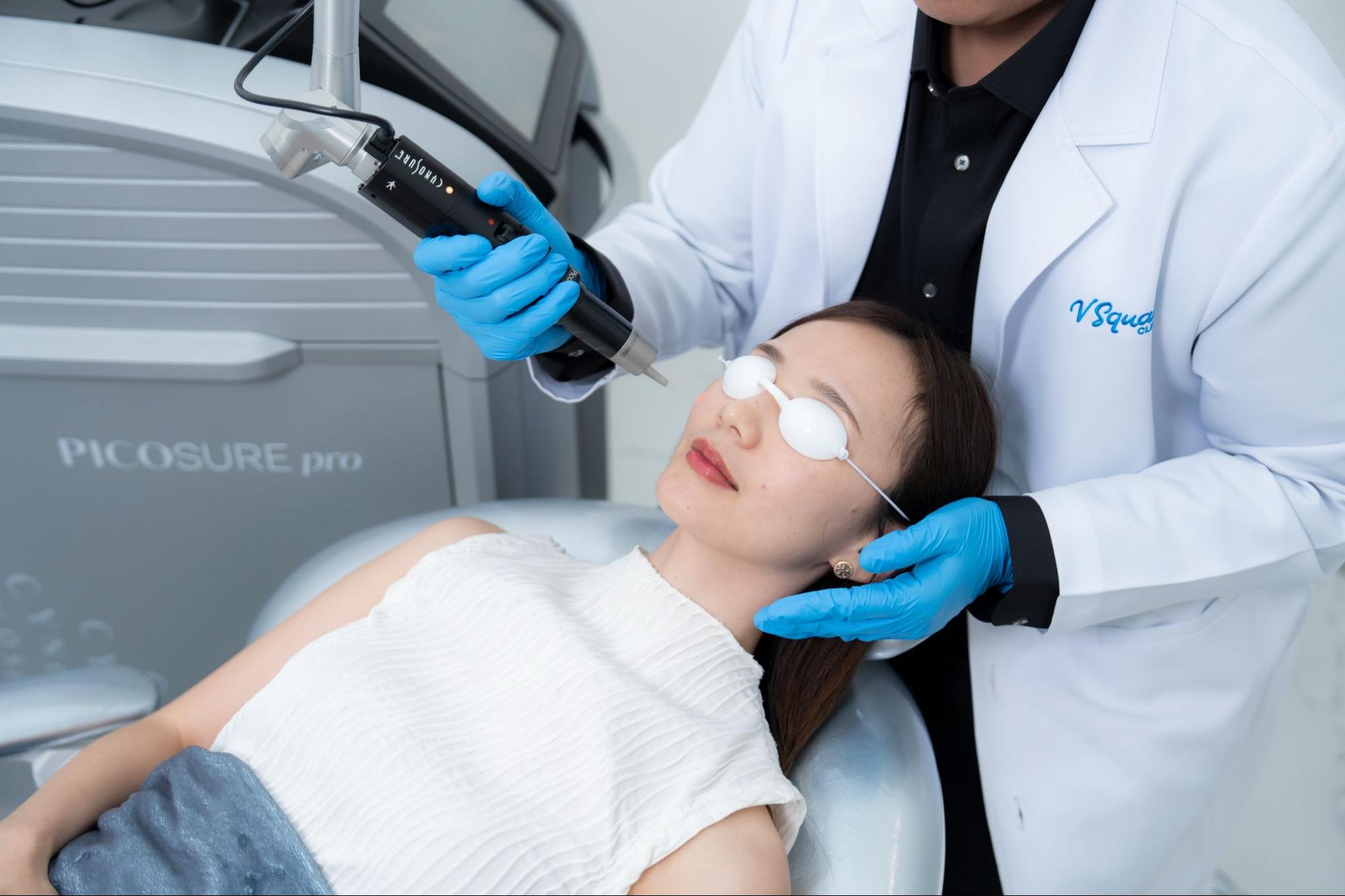 Facial laser treatment