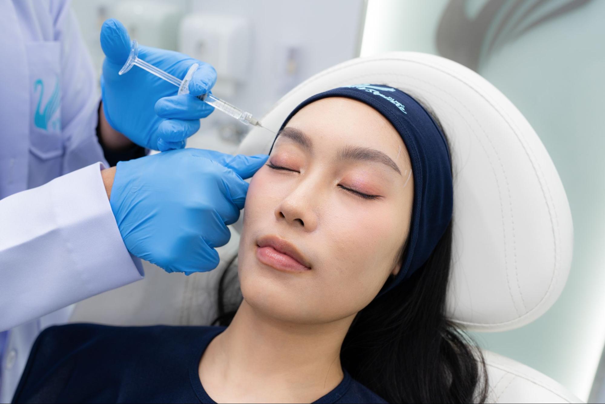 Temple filler injection_คุณนามิ Influencer